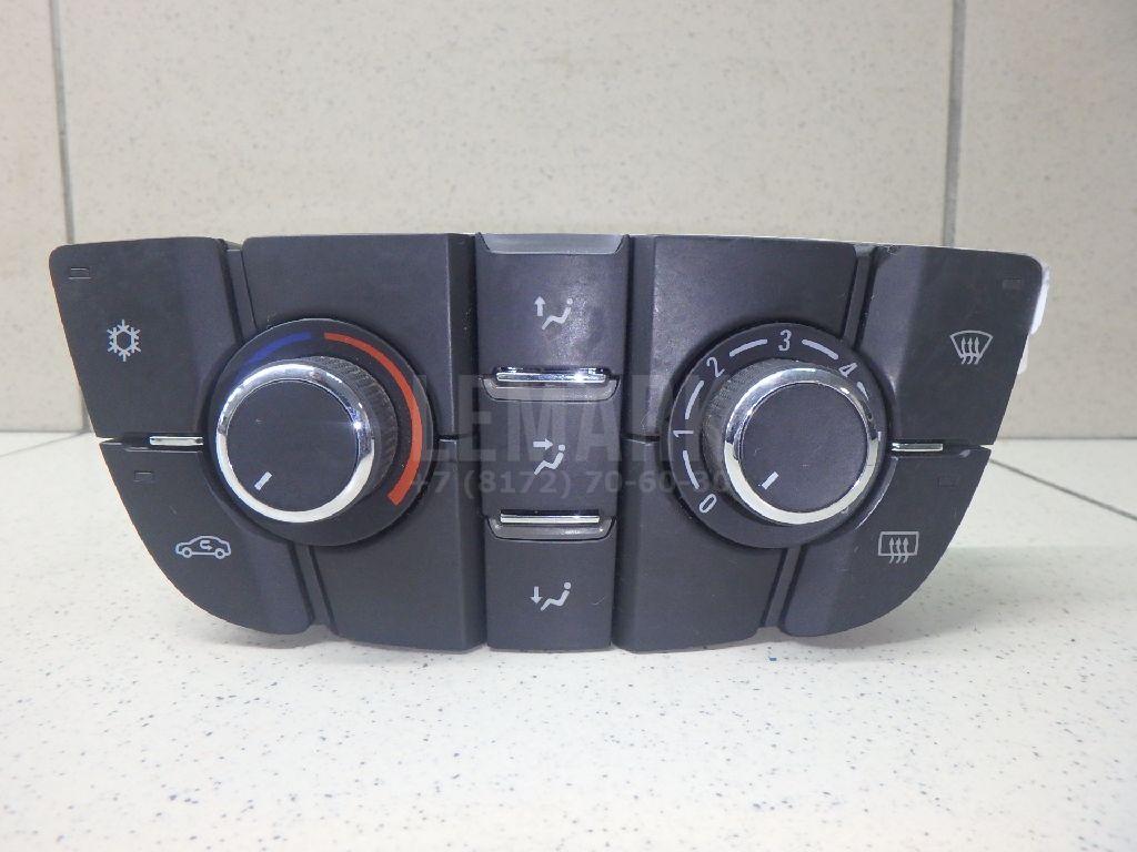 Блок управления отопителем 13360099 GM