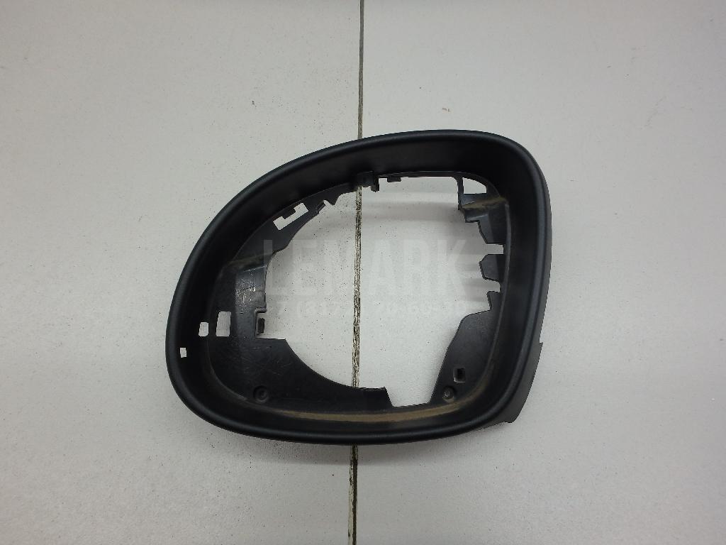 Рамка зеркала левого 5N0857601A9B9 VAG