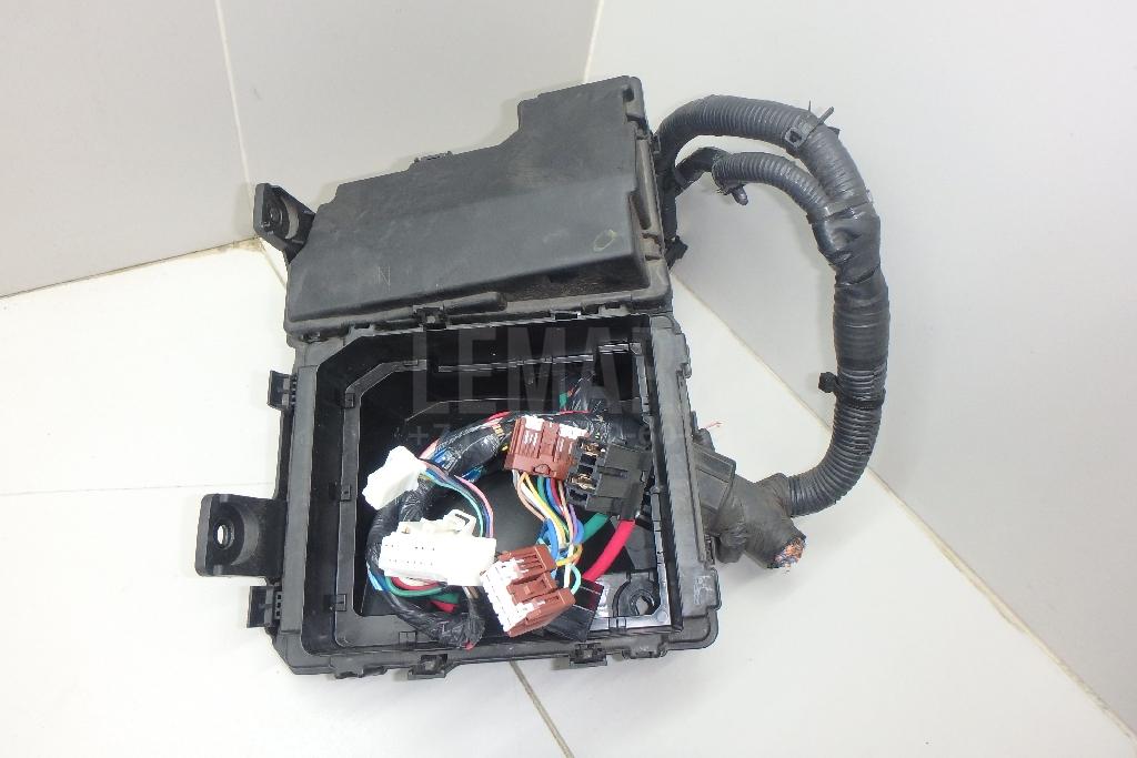 Корпус блока предохранителей 284B9JG01A Nissan