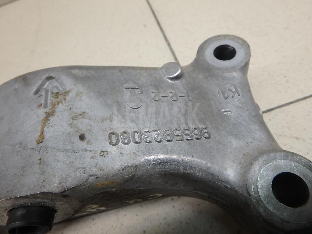 Кронштейн двигателя правый для  Citroen C4 Picasso 2006-2014