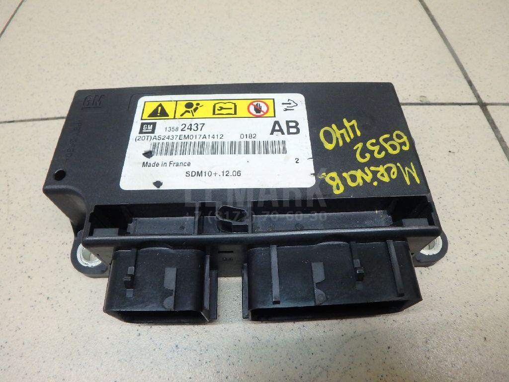 Блок управления AIR BAG 13582437 GM