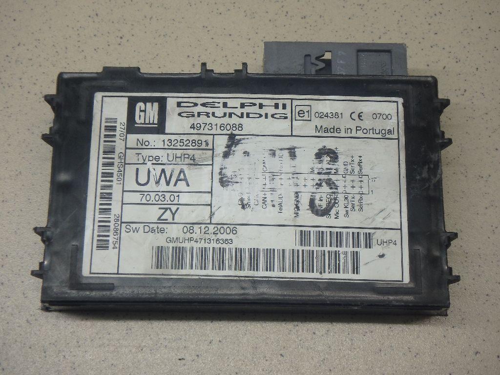 Блок электронный 13252891 GM