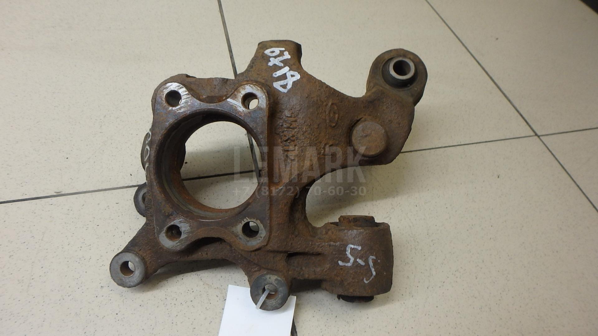 Кулак поворотный задний правый 527203K050 Hyundai-Kia