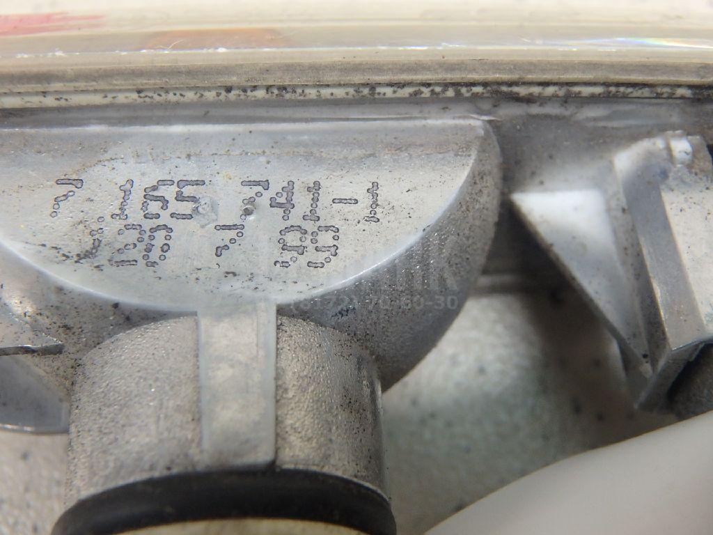 Повторитель на крыло левый белый для  Audi 80/90 [B3] 1986-1991