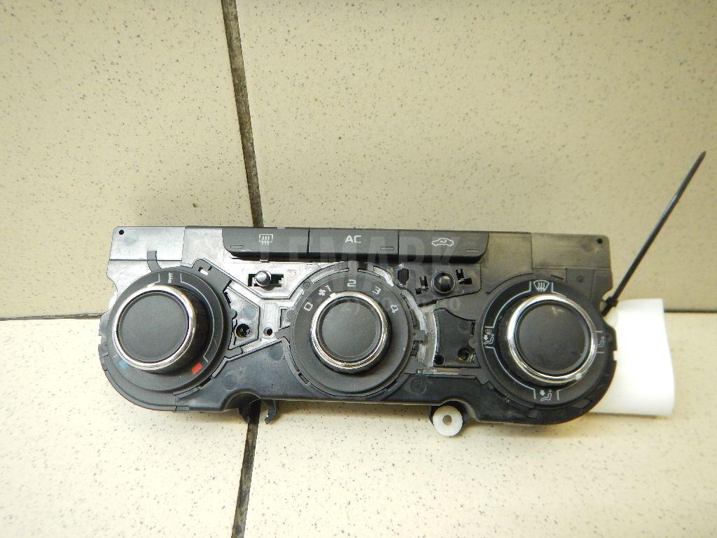 Блок управления климатической установкой 3T0820047RWHS VAG