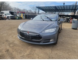 Tesla Model S 2012>