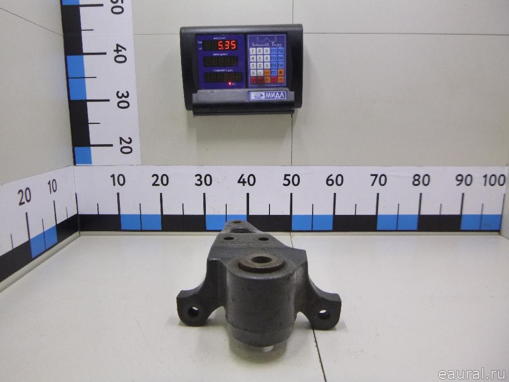 Кронштейн крепления передней рессоры