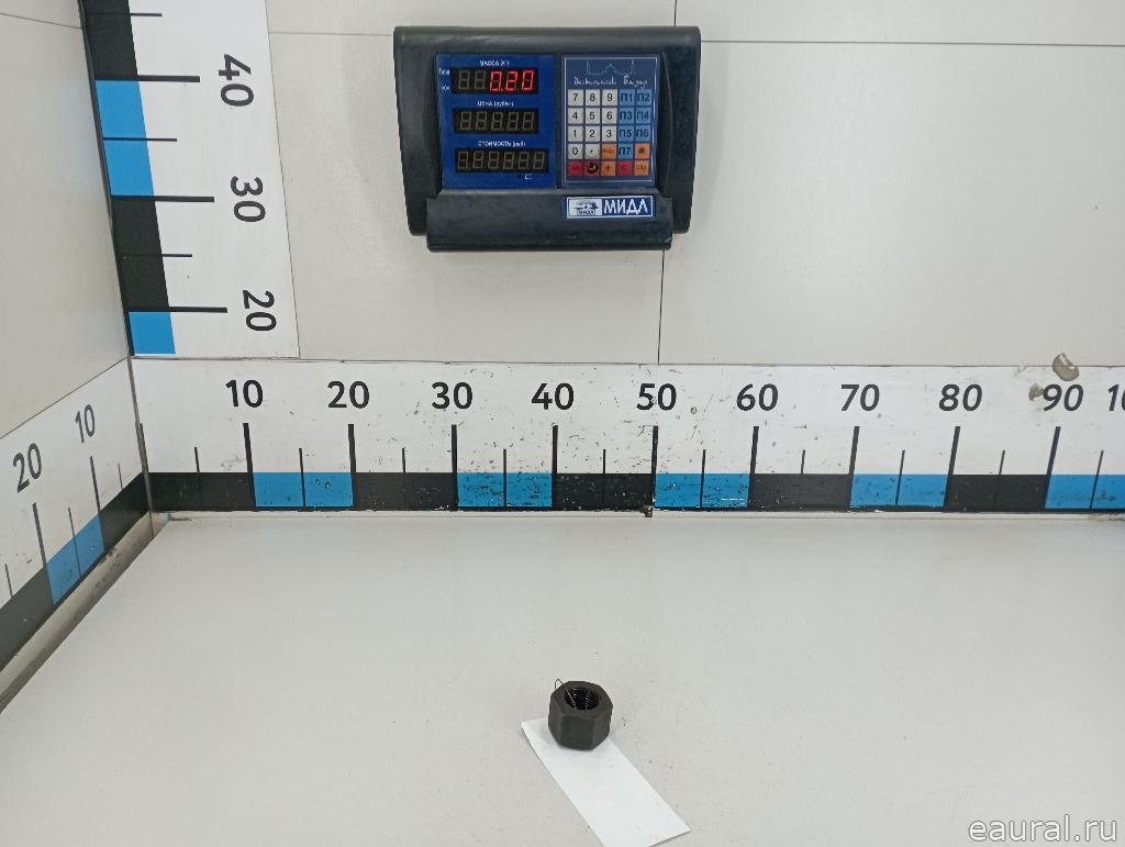 Гайка стремянки задней рессоры