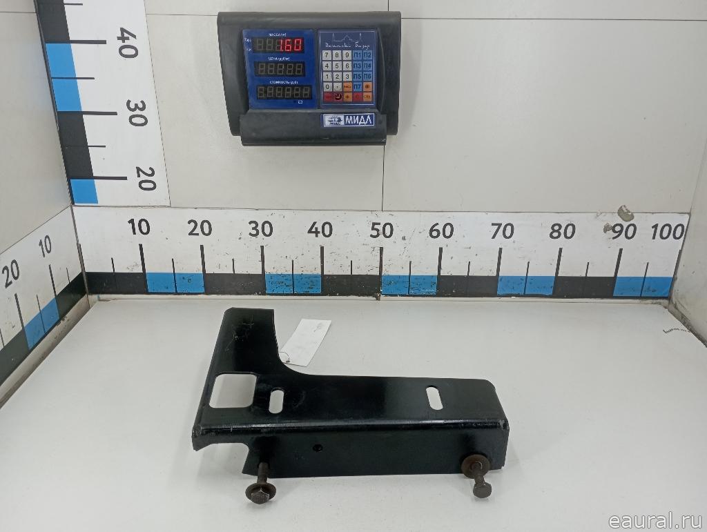 Кронштейн переднего бампера левый
