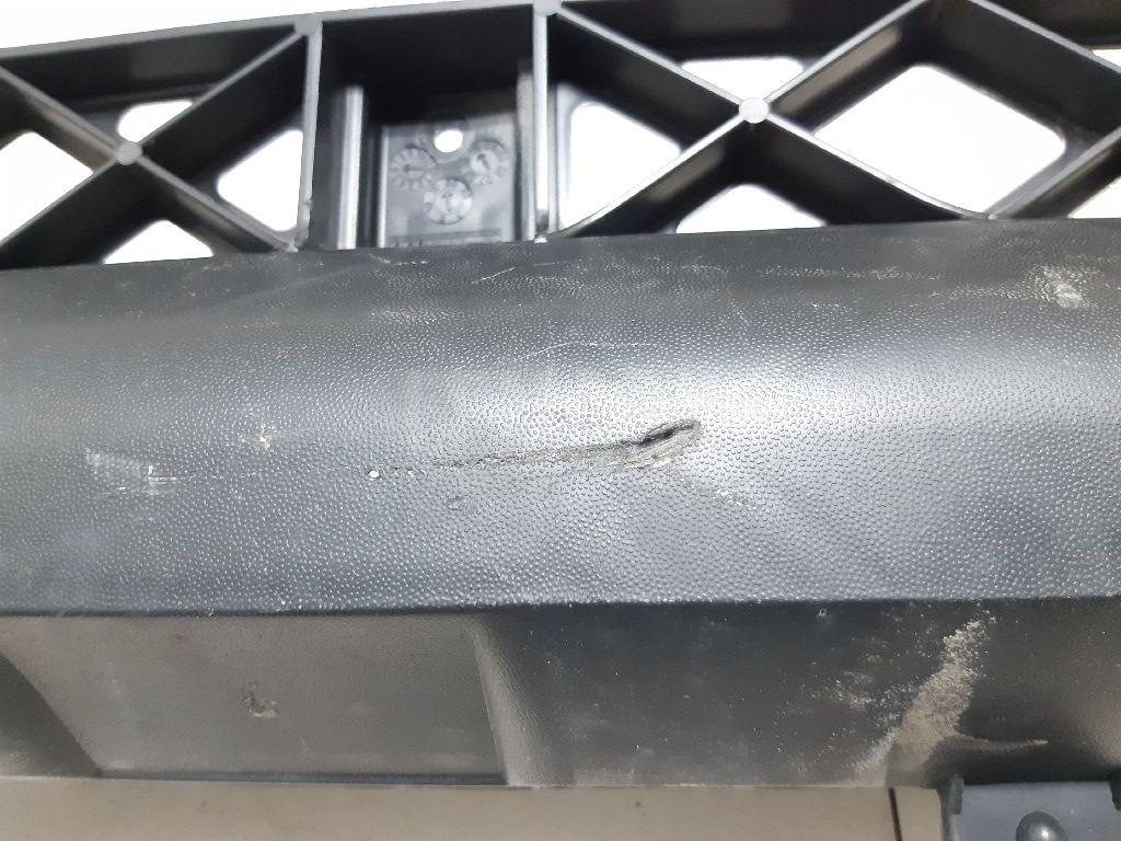 Направляющая заднего бампера для  BMW 4-serie F32/F33/F82 2012-2020