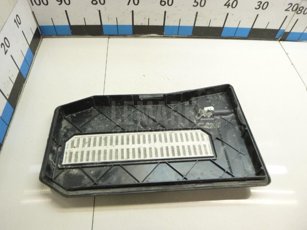 Крышка аккумулятора для  Belgee X70 2024