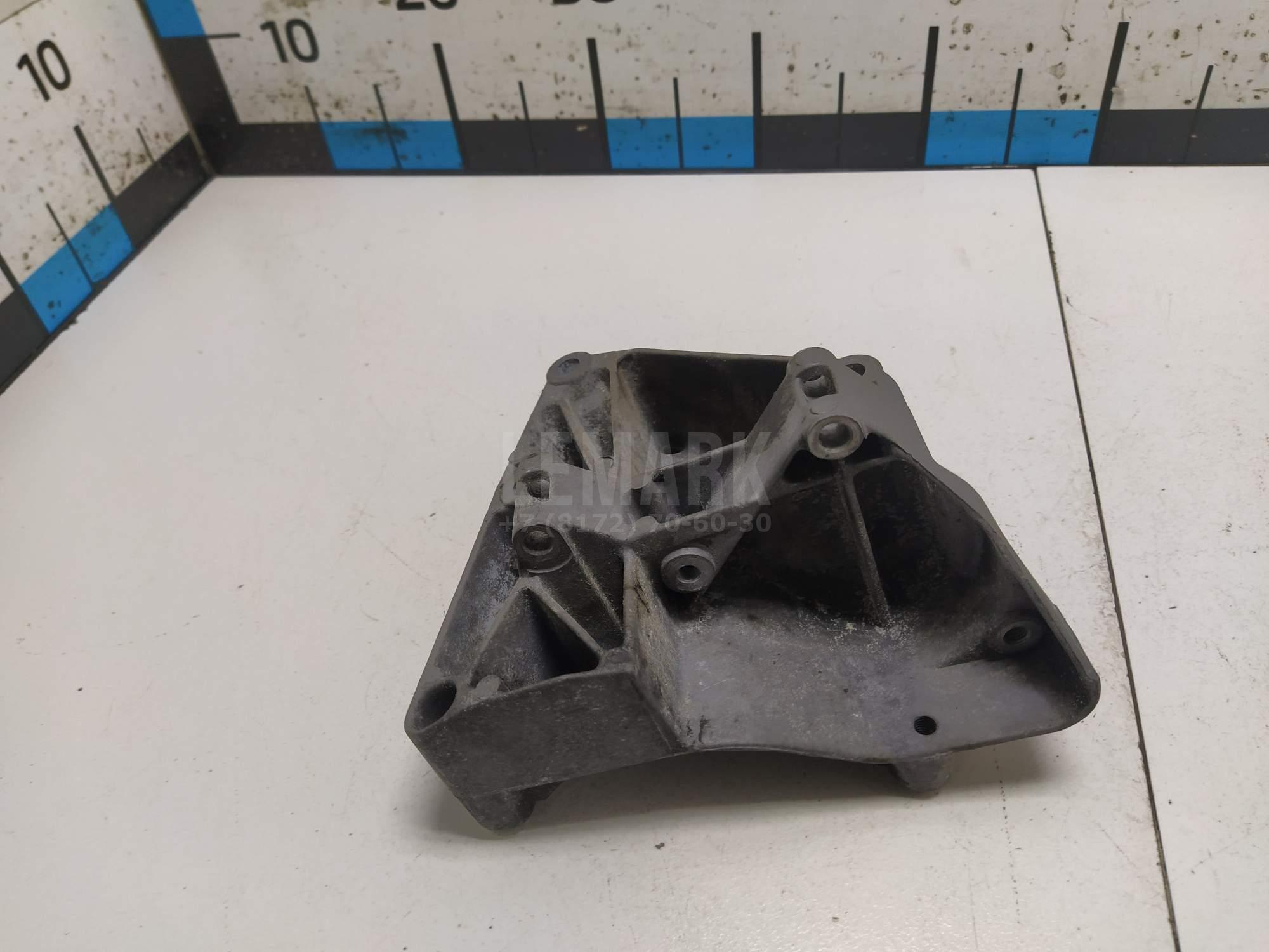 Кронштейн кондиционера для  BMW X5 F15/F85 2013-2018
