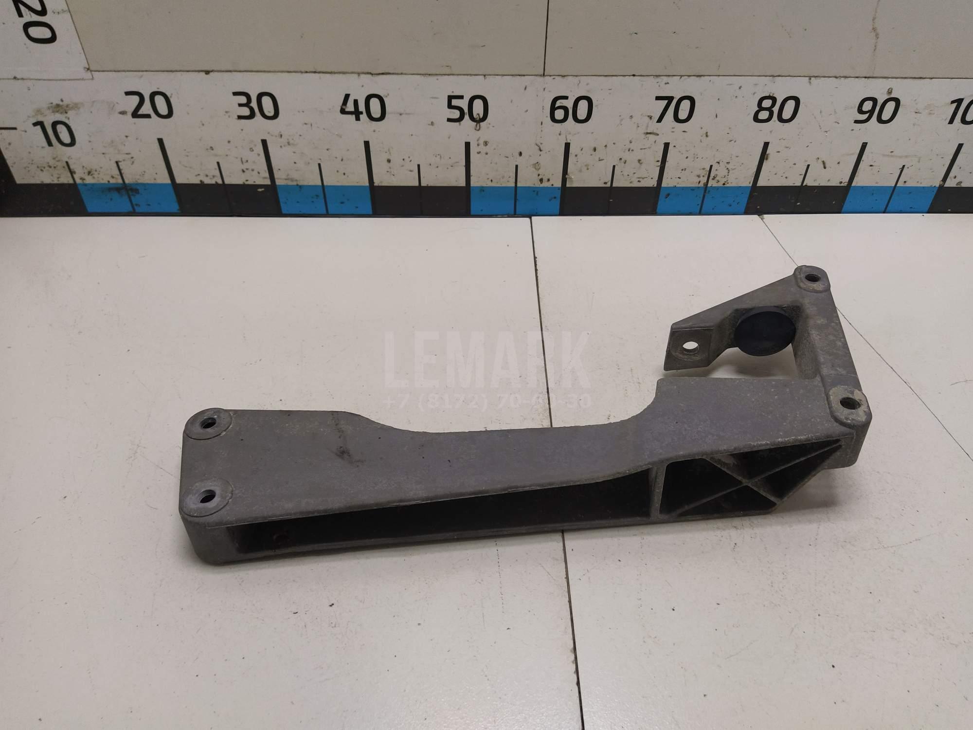 Кронштейн КПП для  Belgee X70 2024