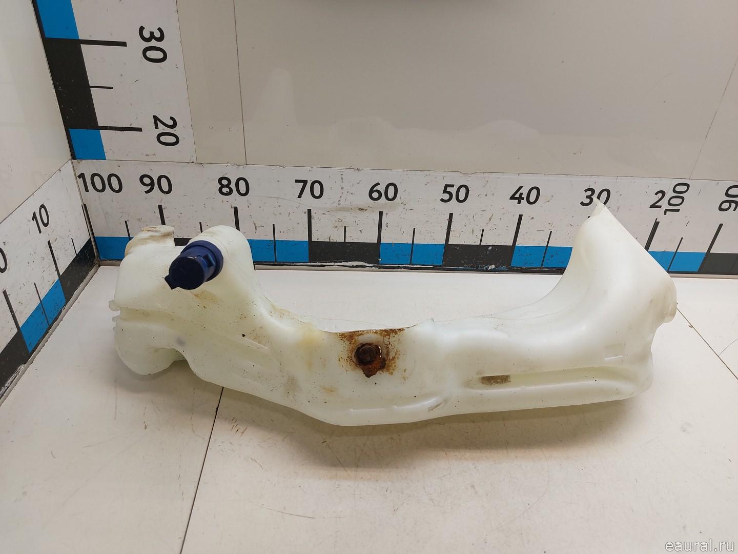 Бачок омывателя лобового стекла