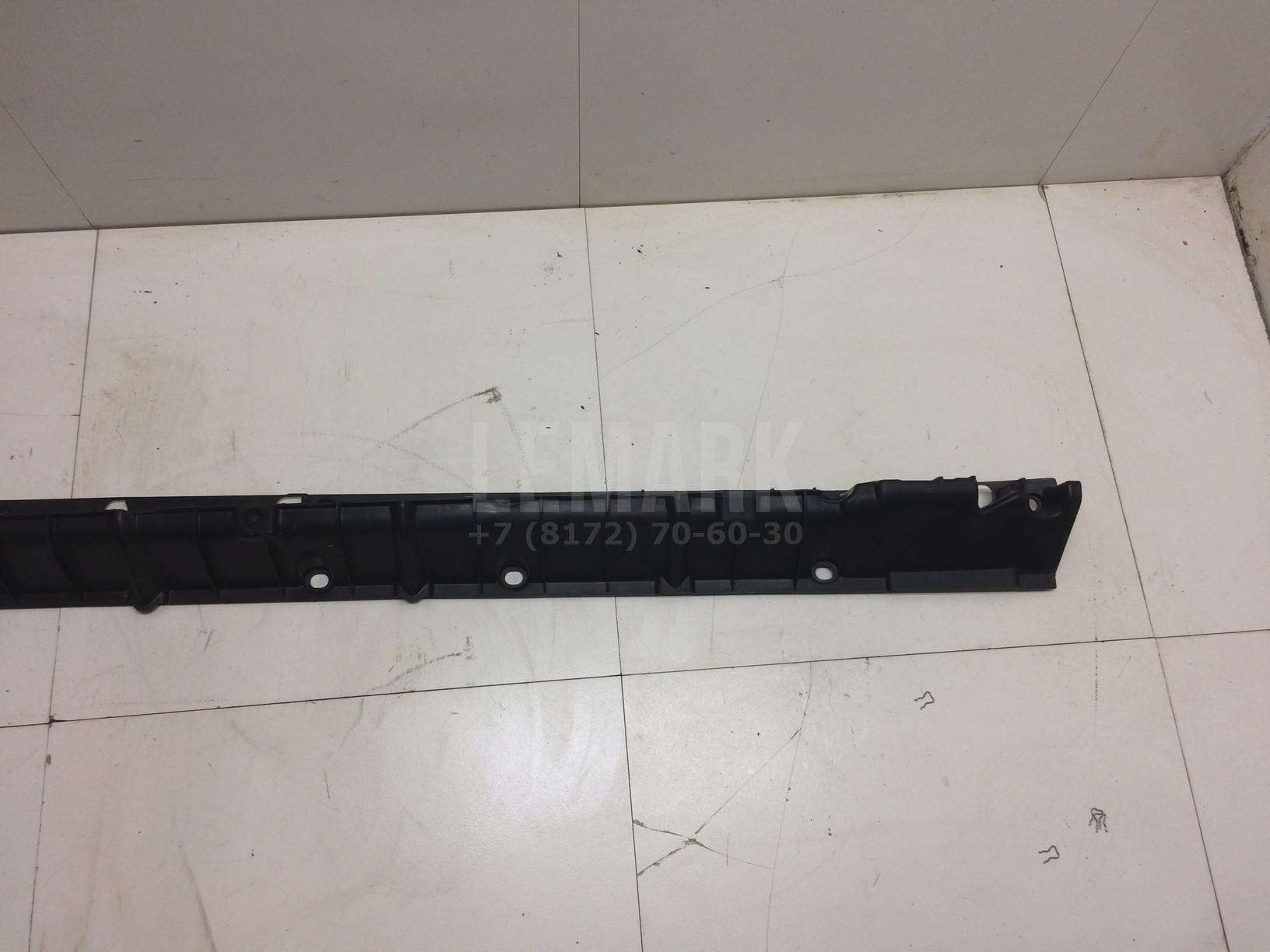Кронштейн подножки для  Audi Q6 2022