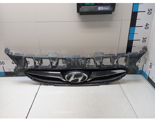 Решетка радиатора для Hyundai Solaris 2010-2017 б/у состояние отличное