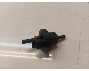 Клапан вентиляции топливного бака для VAZ Lada Vesta 2015> с разбора состояние отличное
