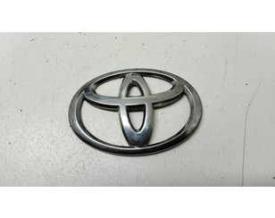 Эмблема на крышку багажника для Toyota Camry V50 2011-2018 б/у состояние удовлетворительное