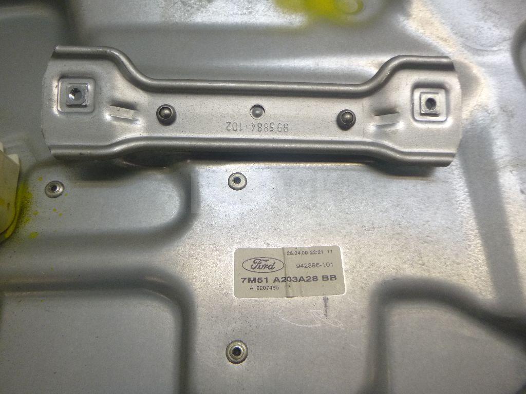 Стеклоподъемник электр. передний правый для  Ford Focus II 2008-2011