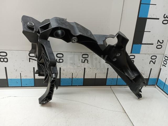 Кронштейн фар левый для  BMW 7-serie F01/F02 2008-2015
