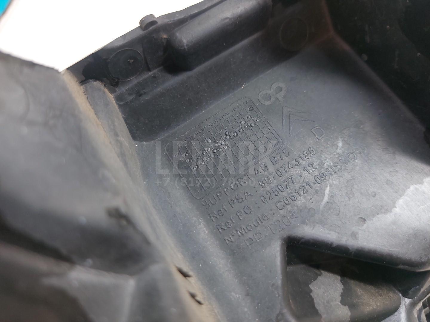 Кронштейн крепления фары для  Ford Focus I 1998-2005