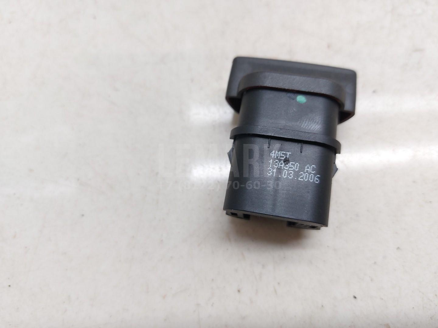 Кнопка аварийной сигнализации для  BMW Z4 E85/E86 2002-2008