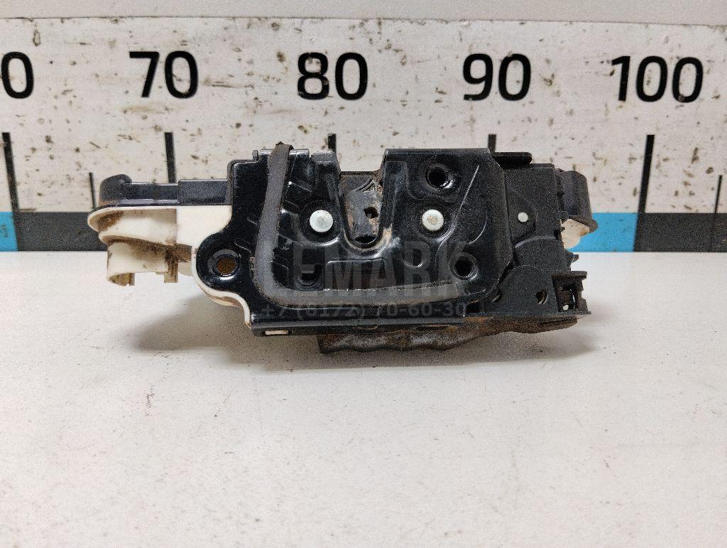 Замок двери передней левой для  Audi V8 1988-1994