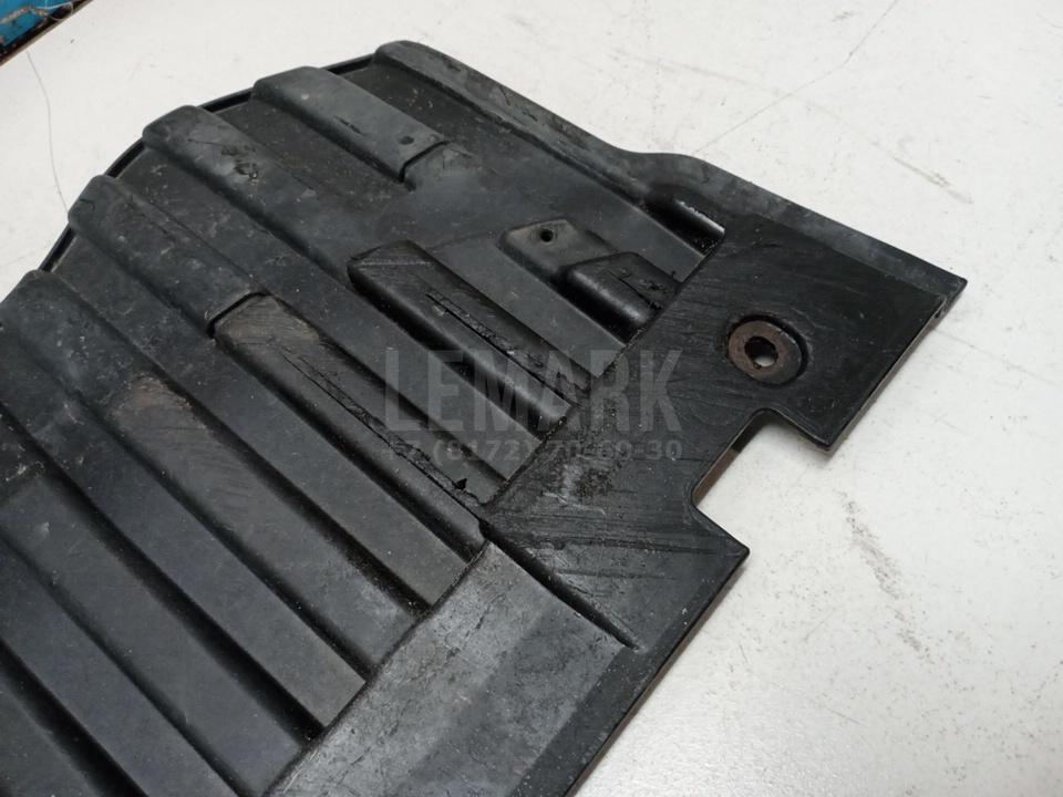 Пыльник двигателя центральный для  Audi A6 [C6,4F] 2004-2011