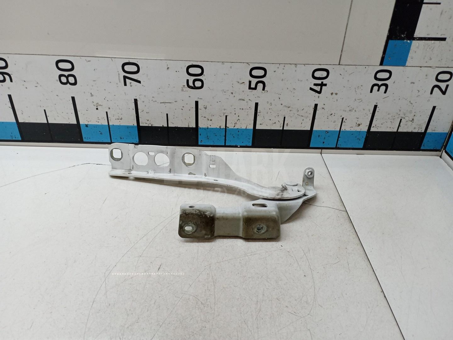 Петля капота правая для  BMW 3-serie F30/F31/F80 2011-2020