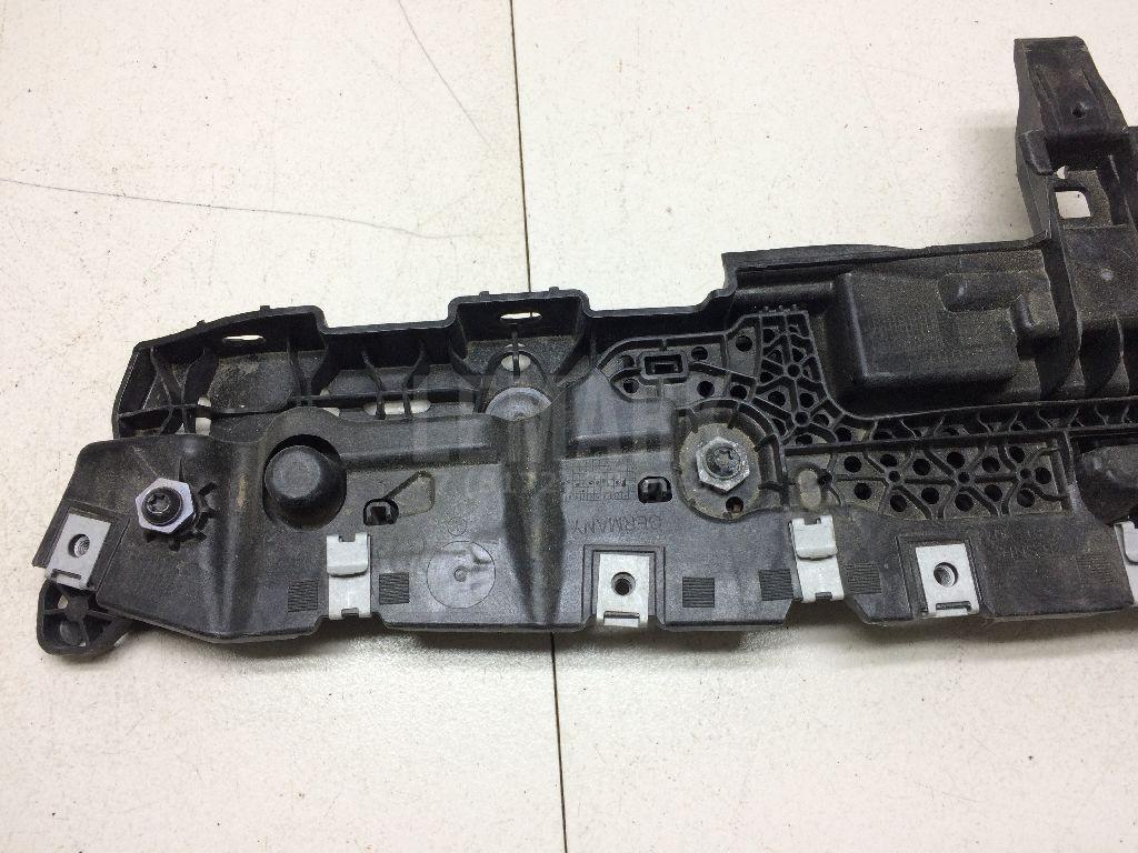 Кронштейн переднего бампера для  Audi A4 [B6] 2000-2004