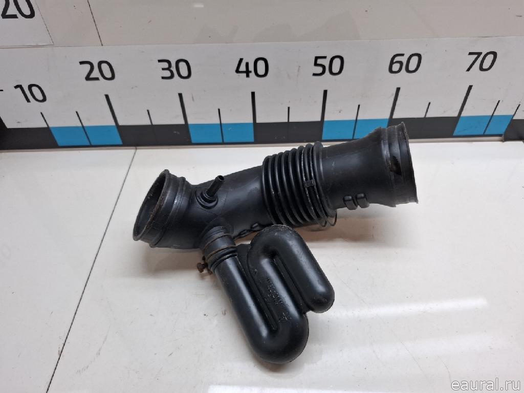Патрубок воздушного фильтра