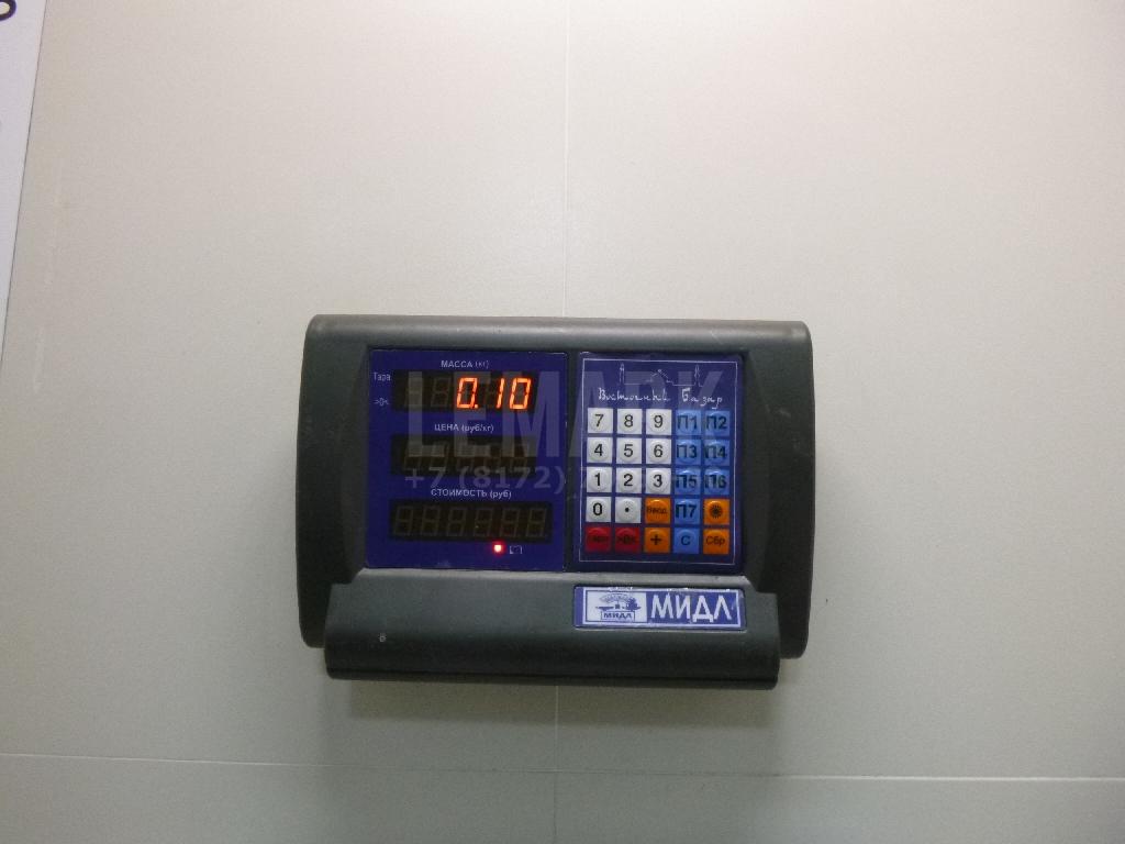 Решетка в бампер центральная