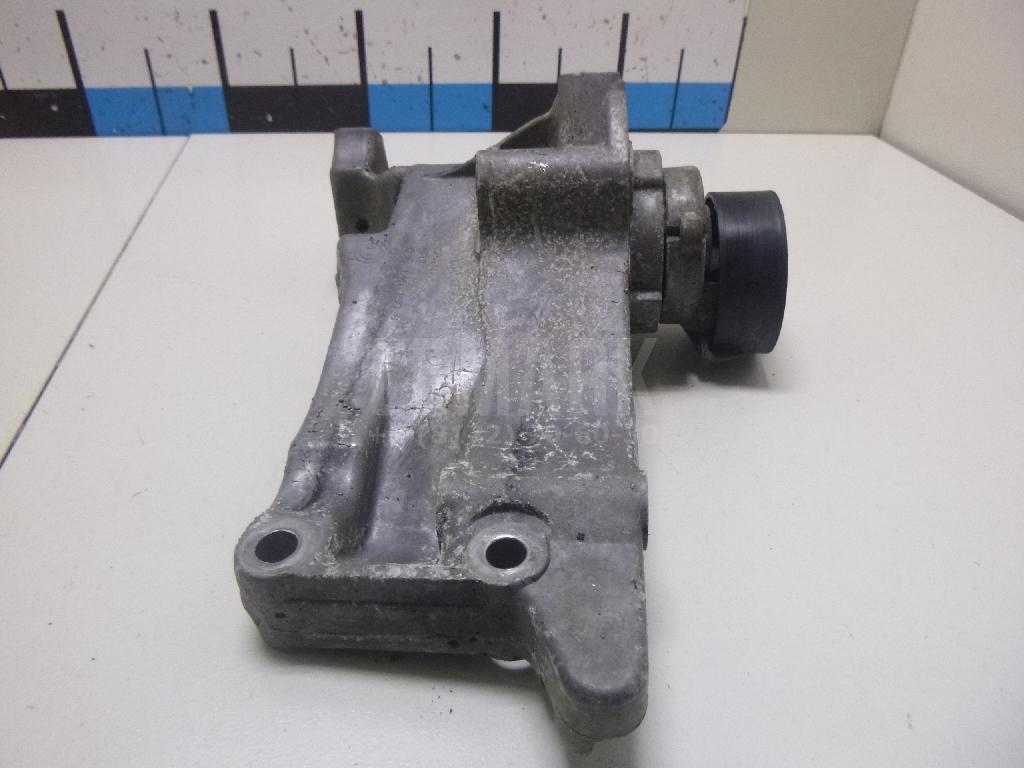 Кронштейн генератора для  BMW X1 F48 2014-2022