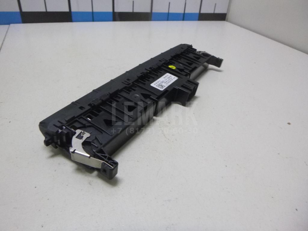 Блок кнопок для  Audi Q3 (8U) 2012-2018