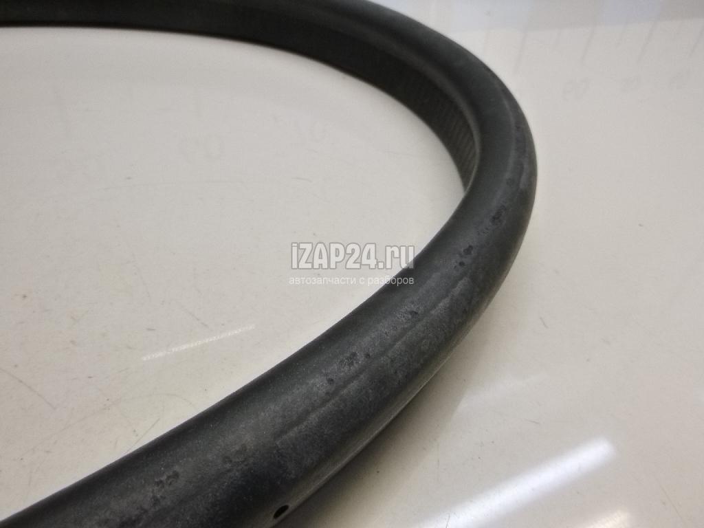 68048708AD Уплотнитель капота Chrysler Grand Cherokee (WK2) 2010