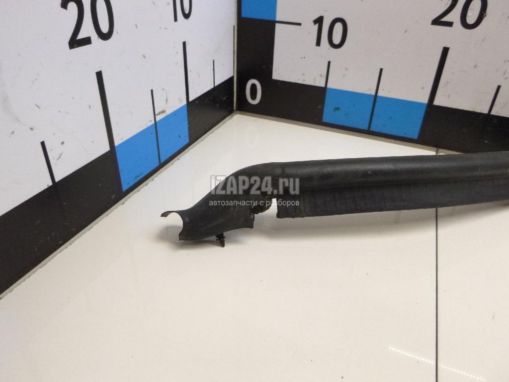 68048708AD Уплотнитель капота Chrysler Grand Cherokee (WK2) 2010