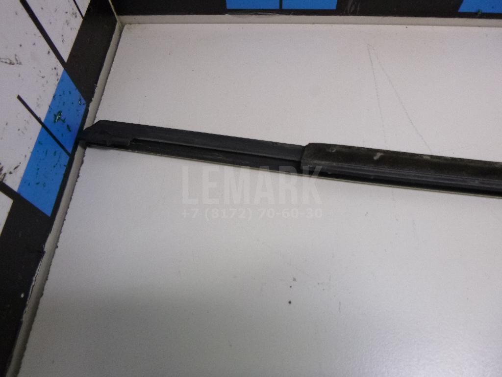 Накладка стекла заднего левого для  Citroen C4 II 2011-2022