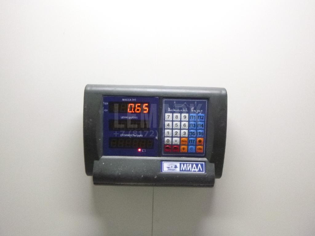Петля крышки багажника