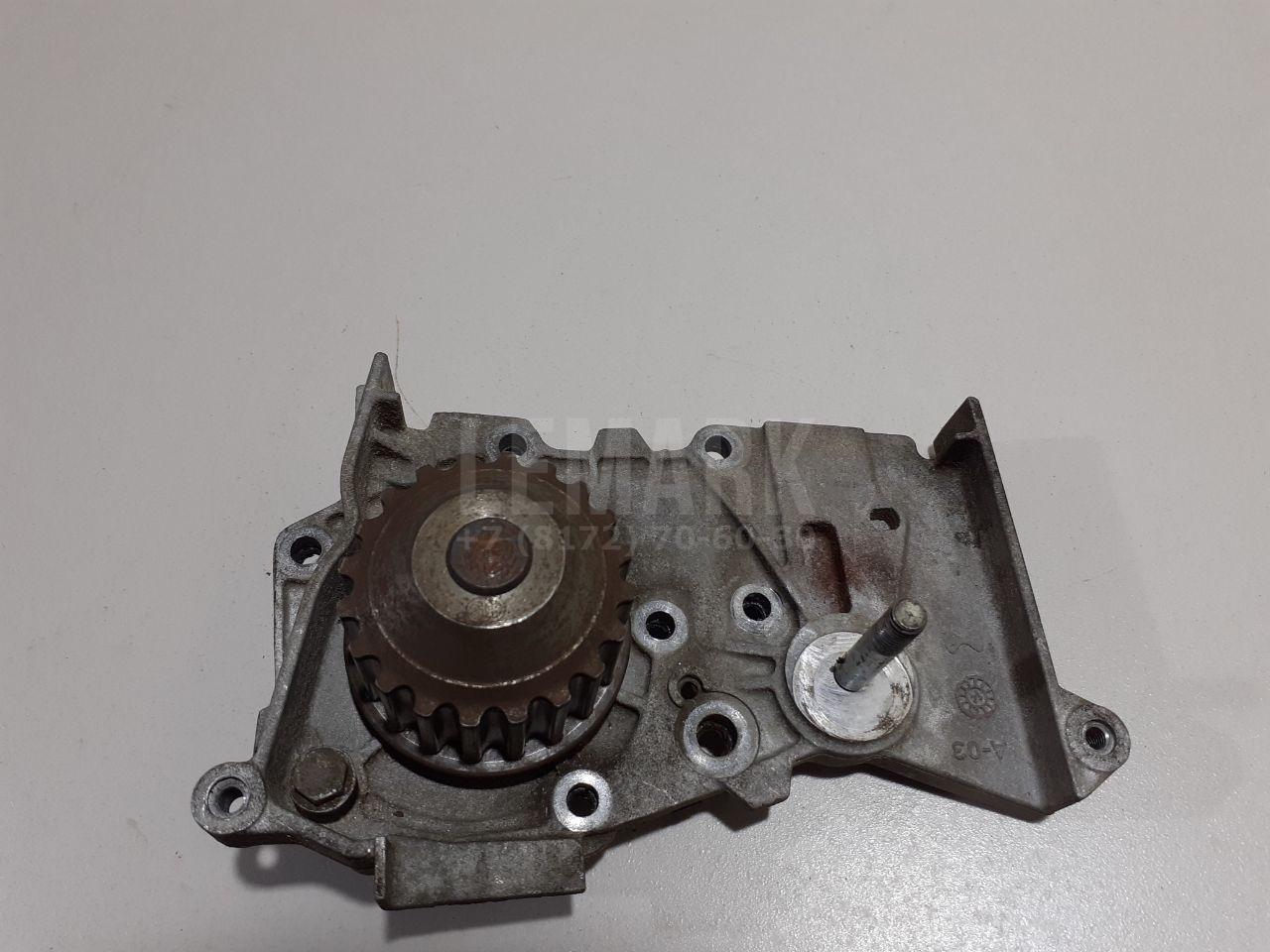Насос водяной (помпа) 8200582675 Renault