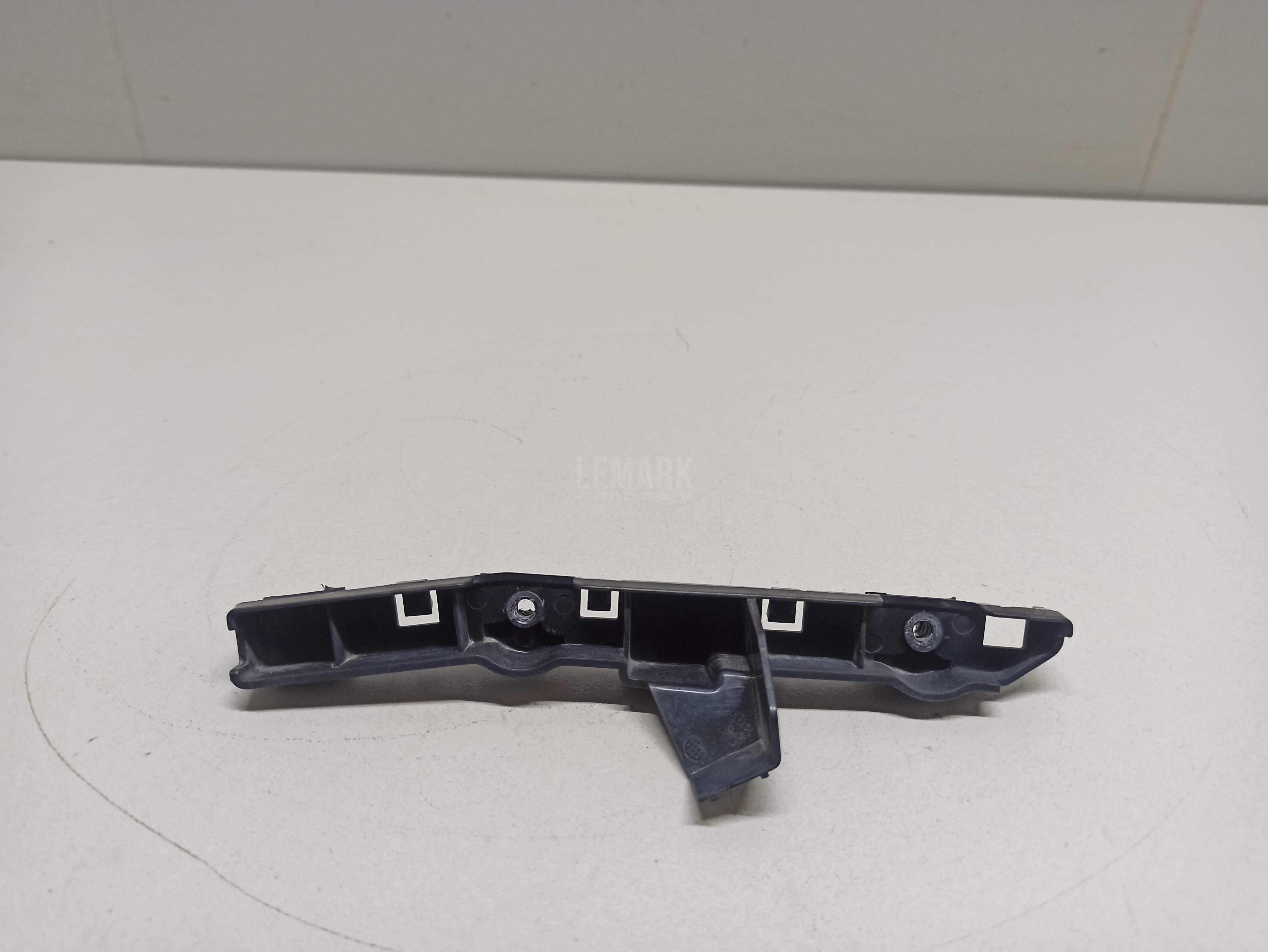 Кронштейн переднего бампера правый 622224EA0A Nissan