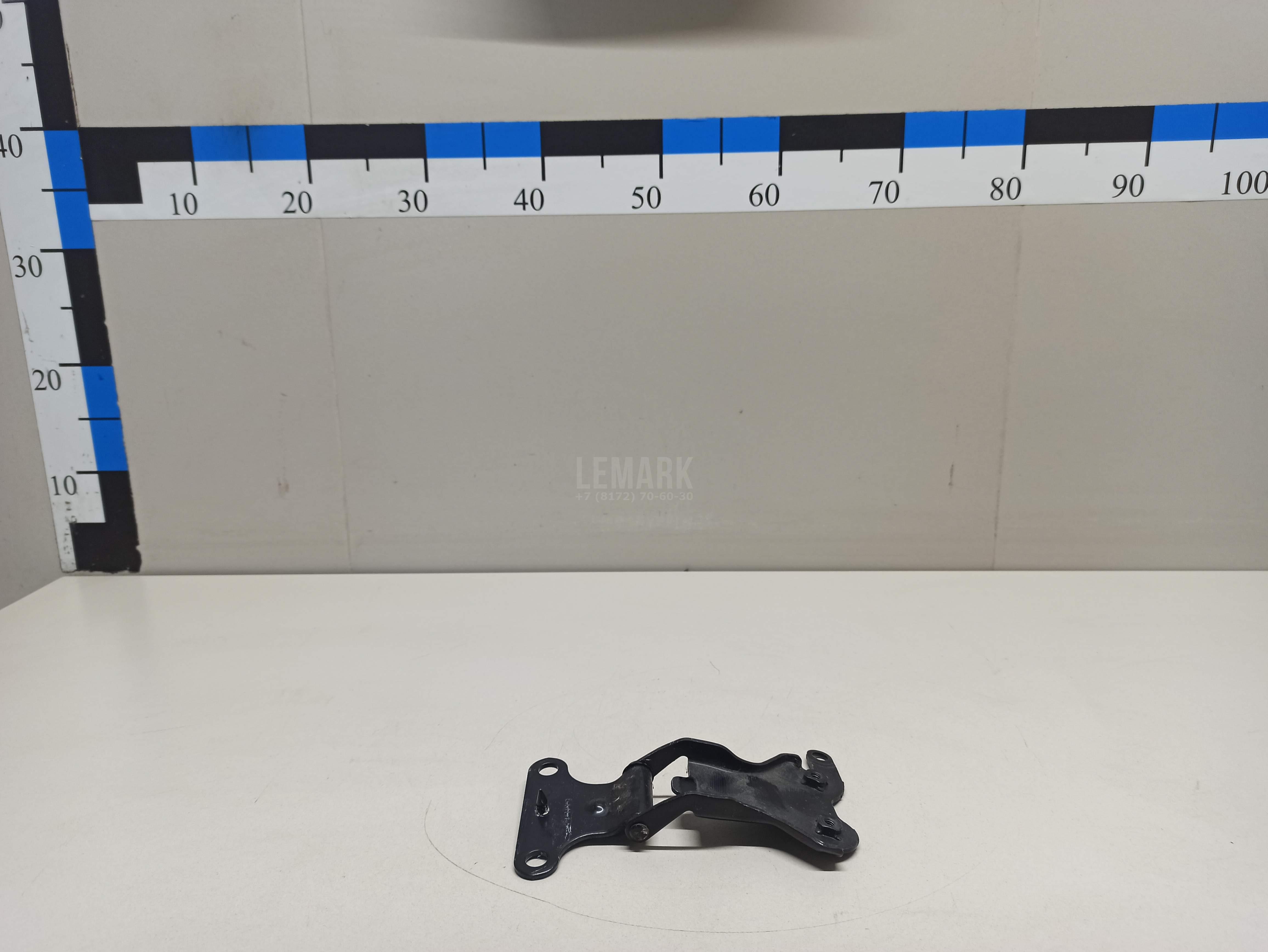 Петля стекла 6881060051 Toyota