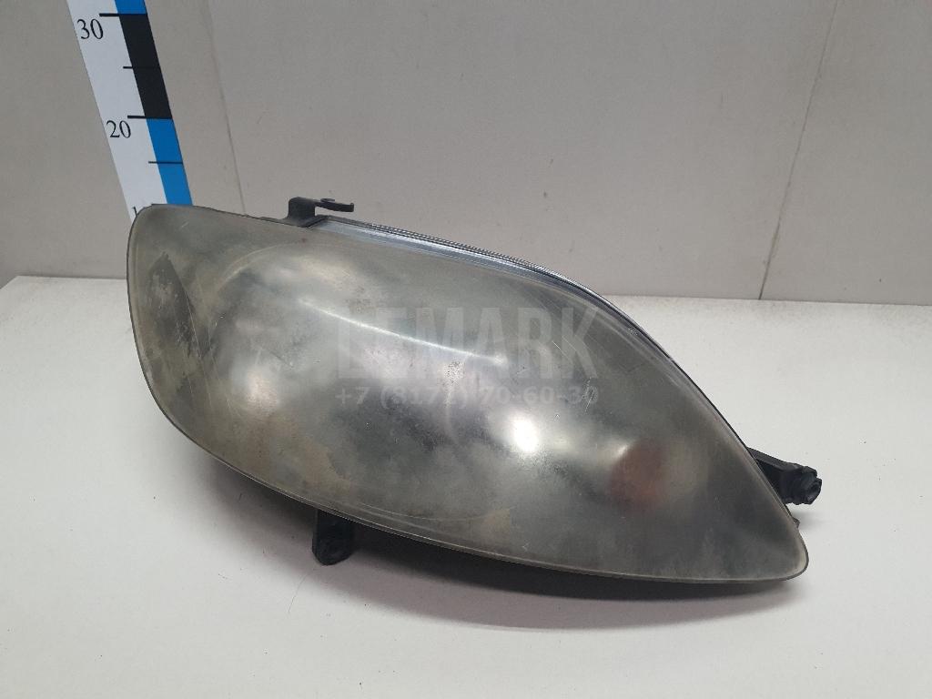 Фара правая 5M2941006A VAG