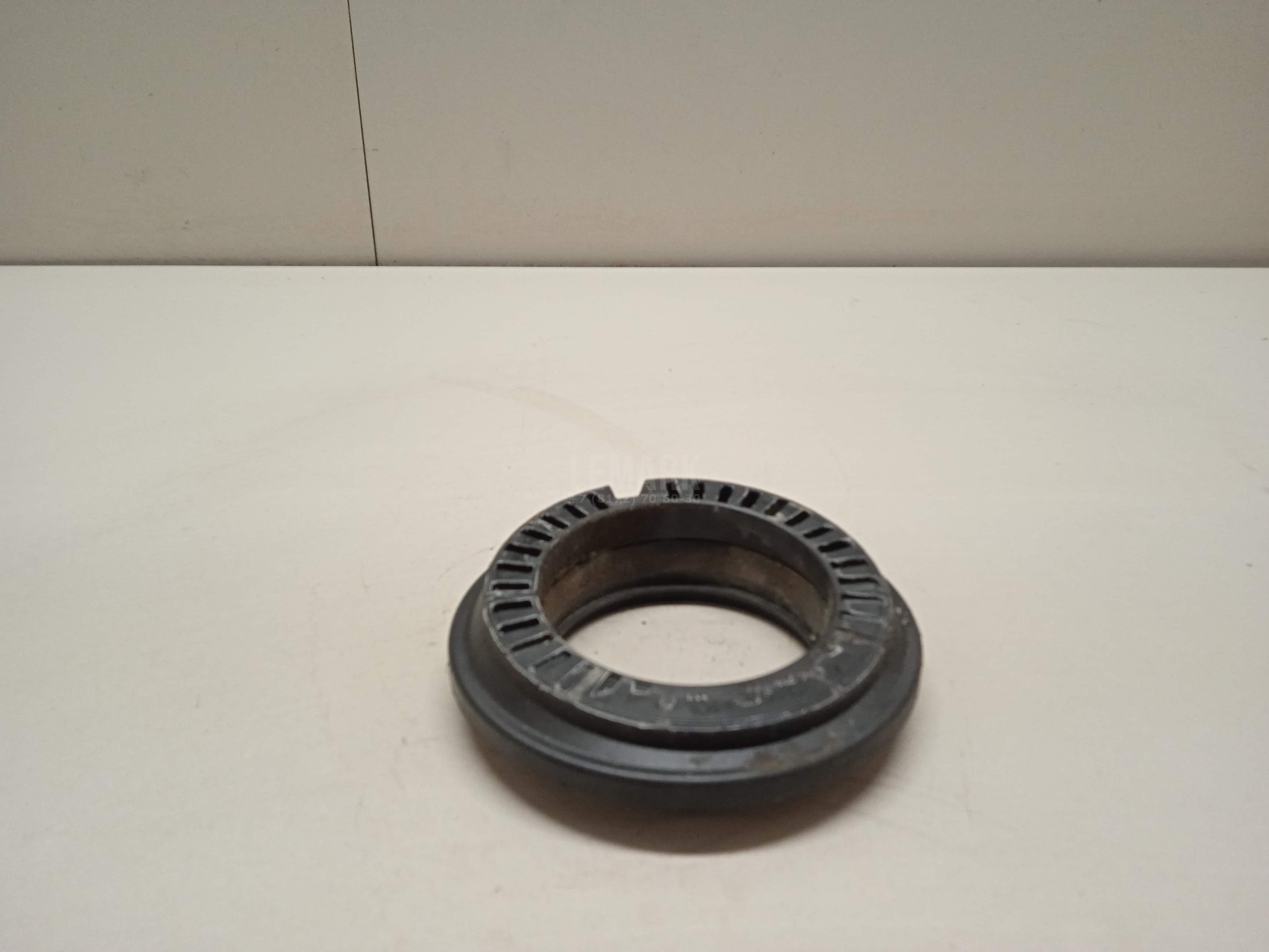 Подшипник опоры переднего амортизатора 5Q0412249E VAG