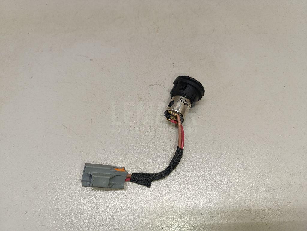 Гнездо прикуривателя 2317494 Ford