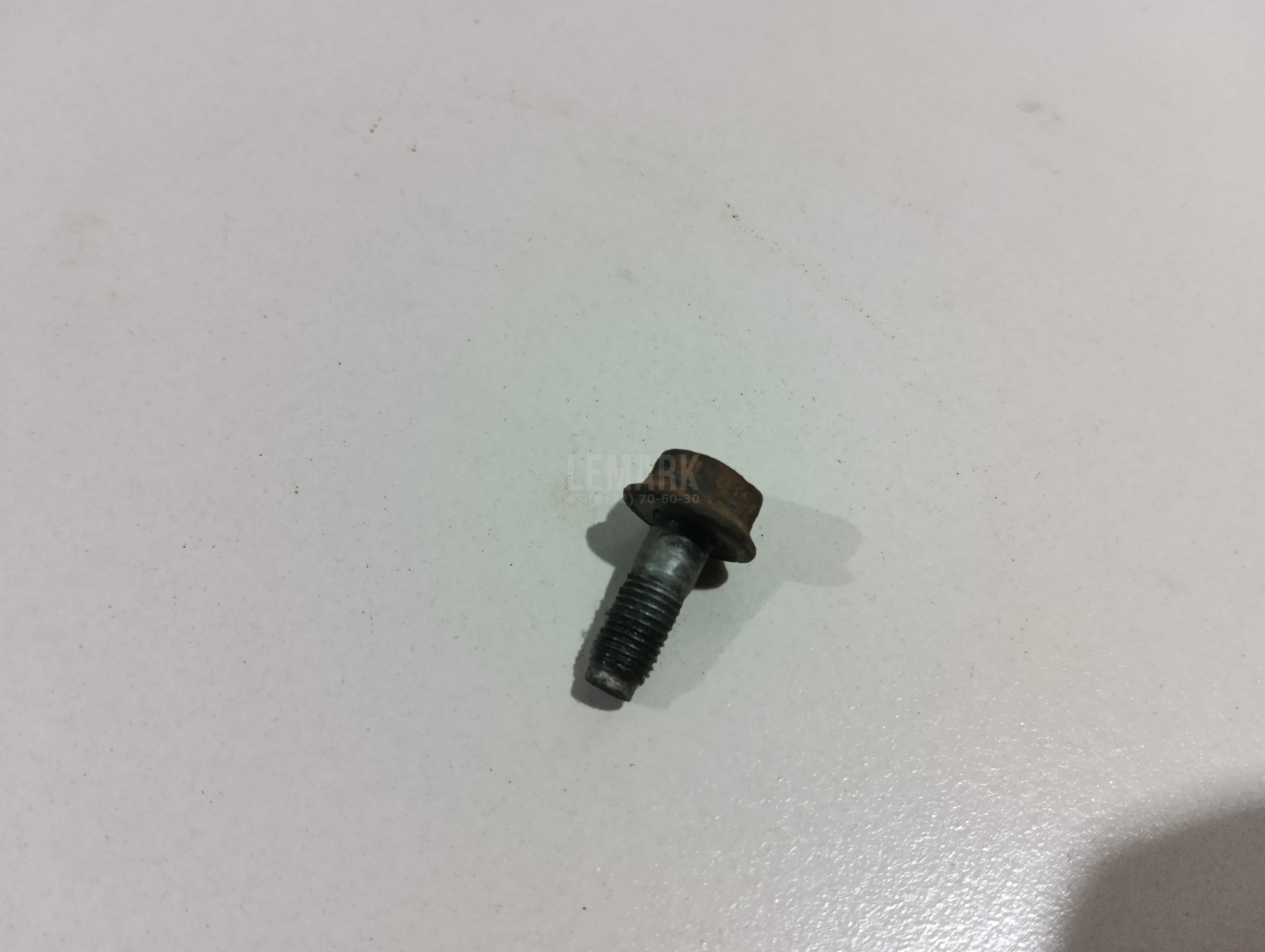 Болт суппорта 5816333000 Hyundai-Kia