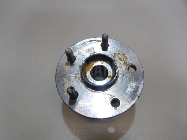 Ступица передняя 4355033050 Toyota