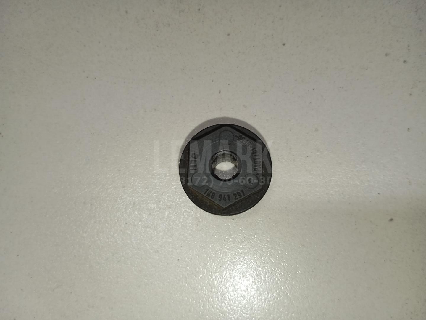 Крепеж фары 1K8941297 VAG