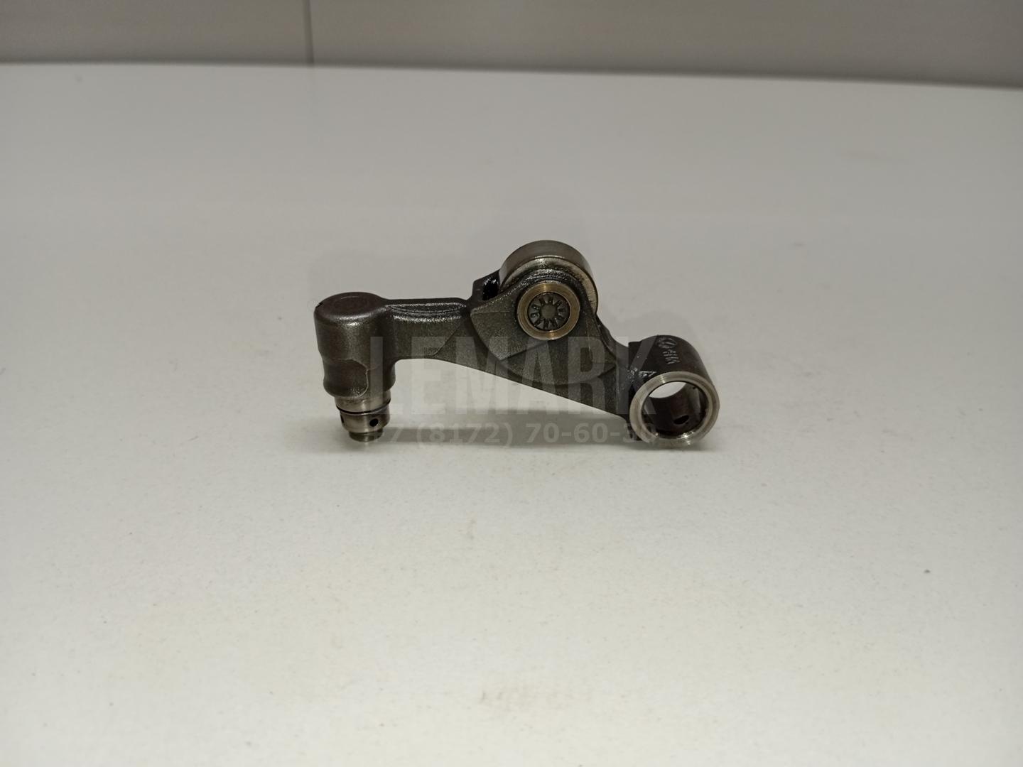 Рокер впуск. 03G109411A VAG