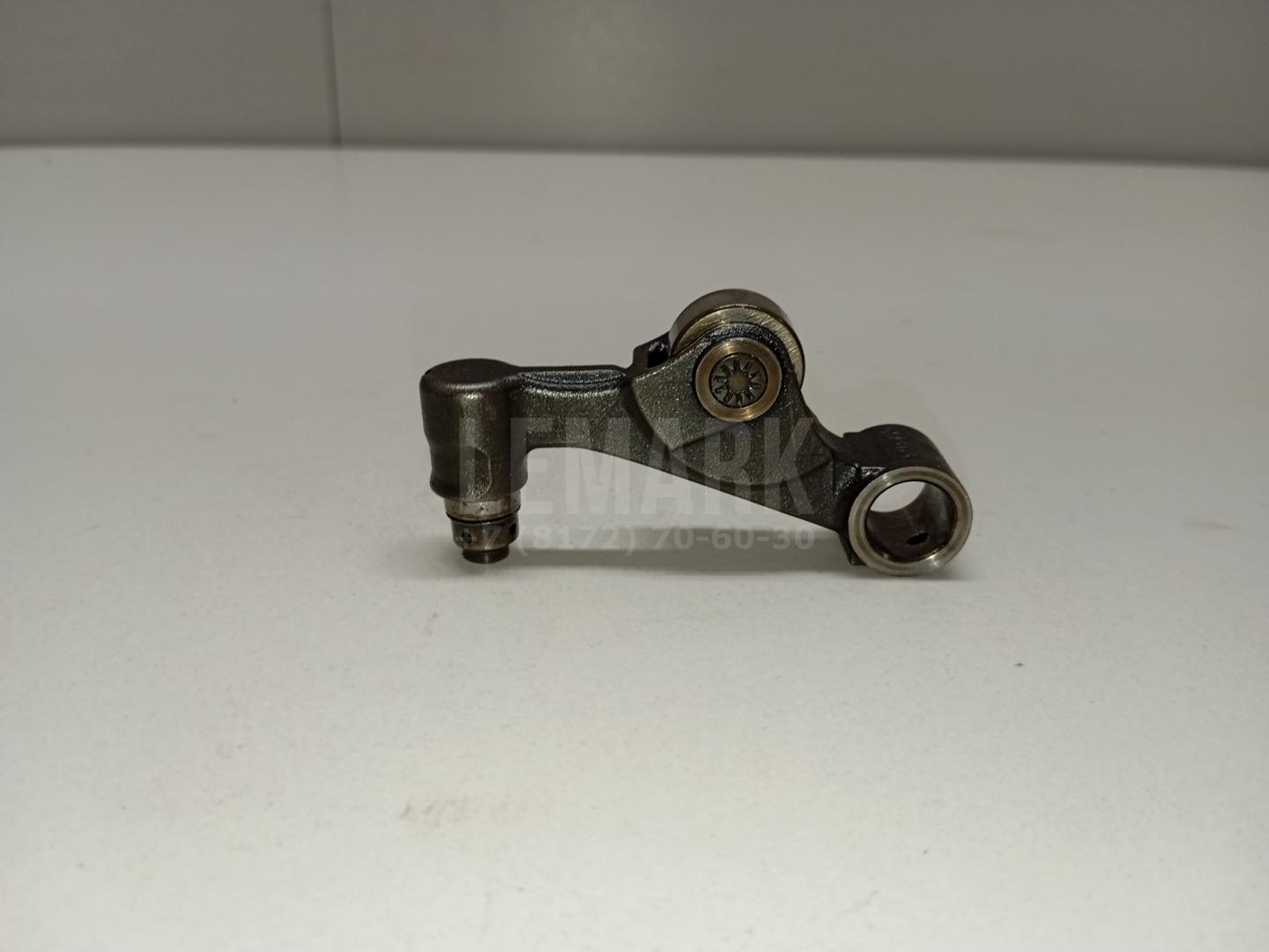 Рокер впуск. 03G109411A VAG