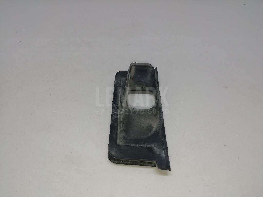 Уплотнитель (внутри) для  Audi A3 [8P1] 2003-2013